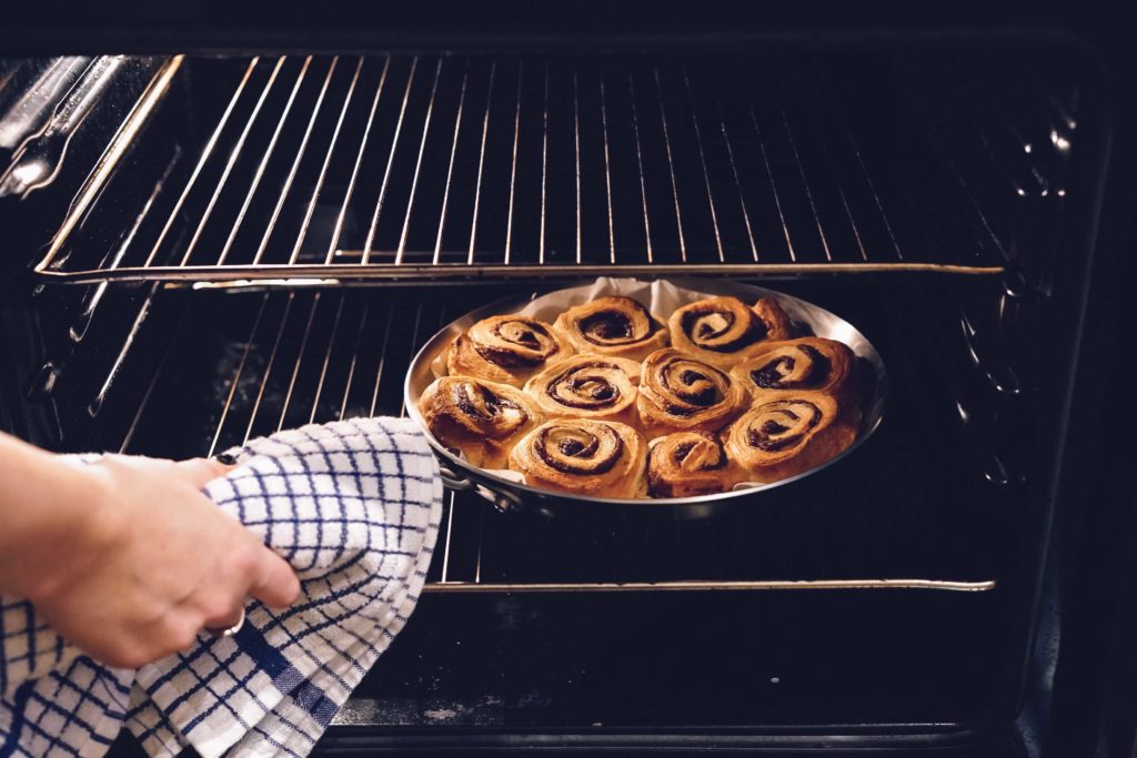 apartment winter tips oven