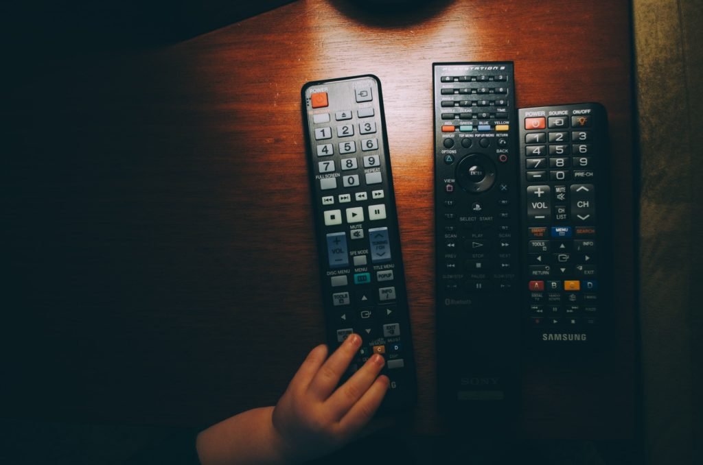 how. to clean a remote
